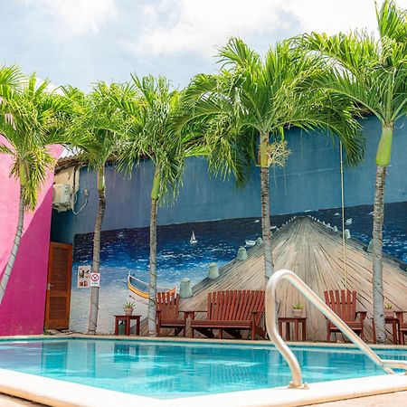 The Ritz Hostel Willemstad Exterior foto