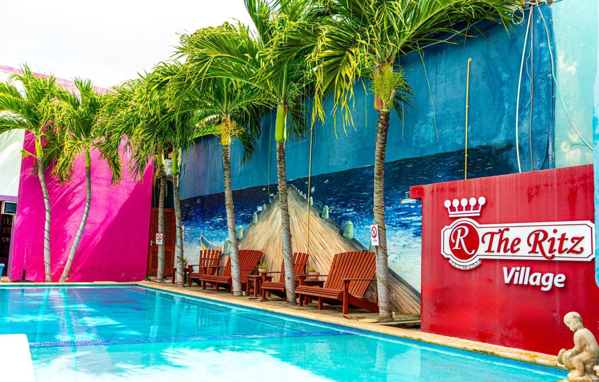 The Ritz Hostel Willemstad Exterior foto
